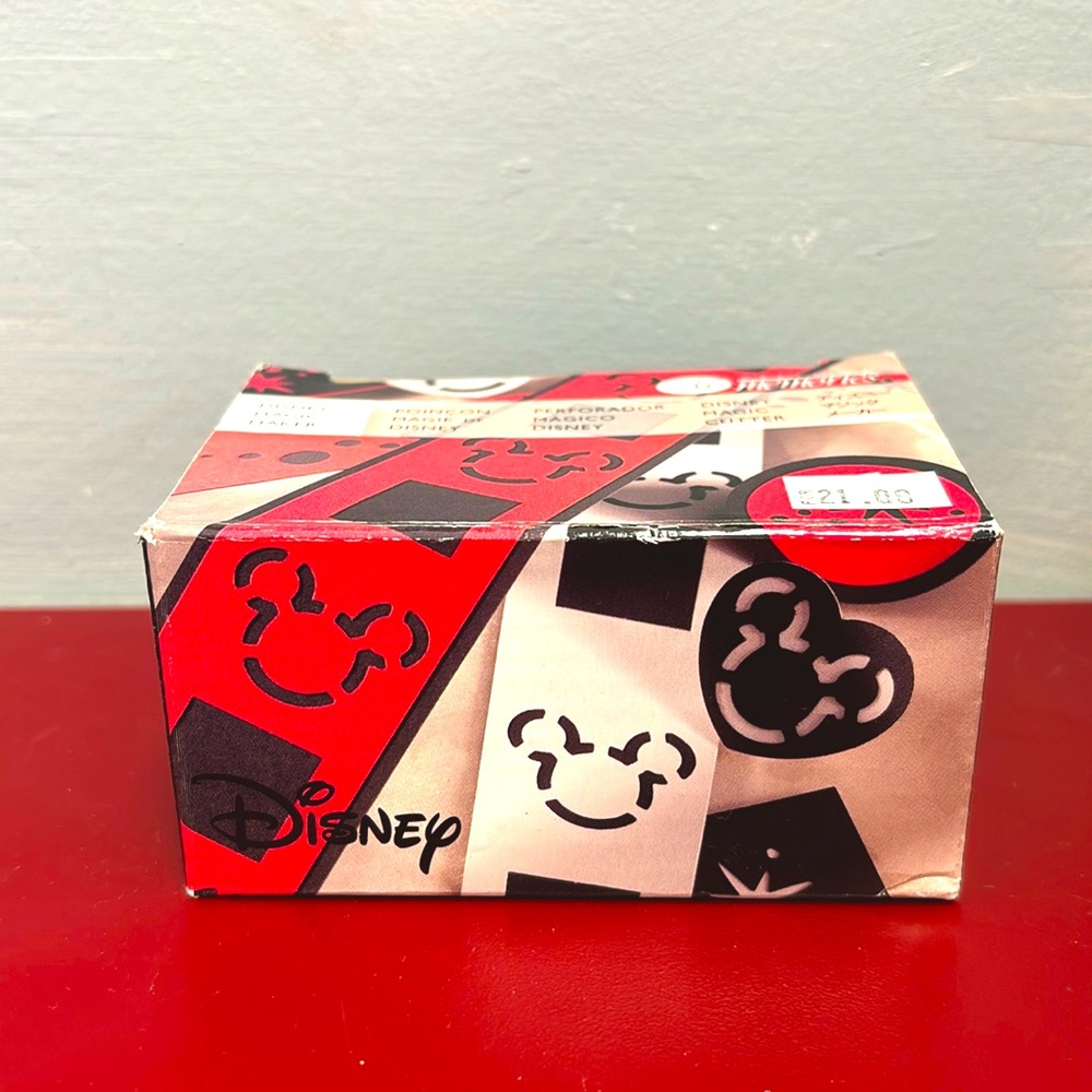 Disney Magic Maker 2006 Magic Cutter Mickey & Sparkle w/box